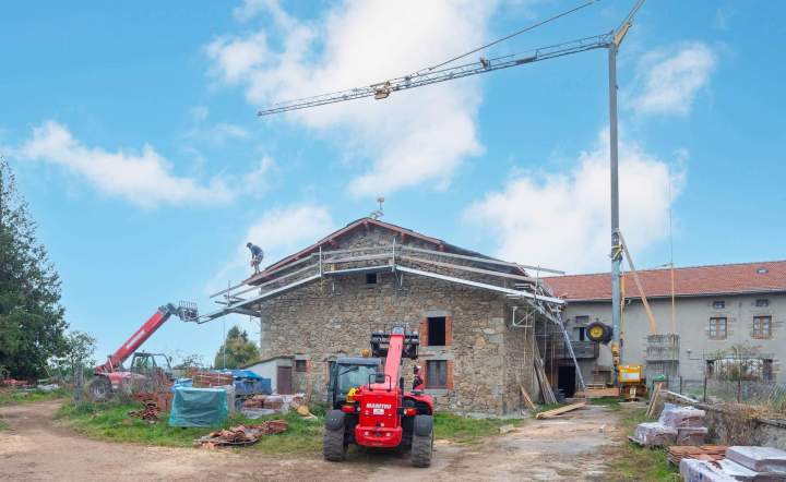 Pose de bardage en bois, composite ou zinc